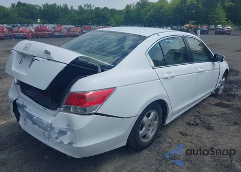 2010 Honda Accord 2.4 Lx-P из США, поврежденный, VIN 1HGCP2F40AA013035